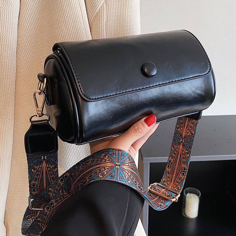 Vintage Niche Women&#039;s Small Bag 2023 Trendy Spring Season Versatile Wide Strap Single Shoulder Slant Cross Cylinder Bag